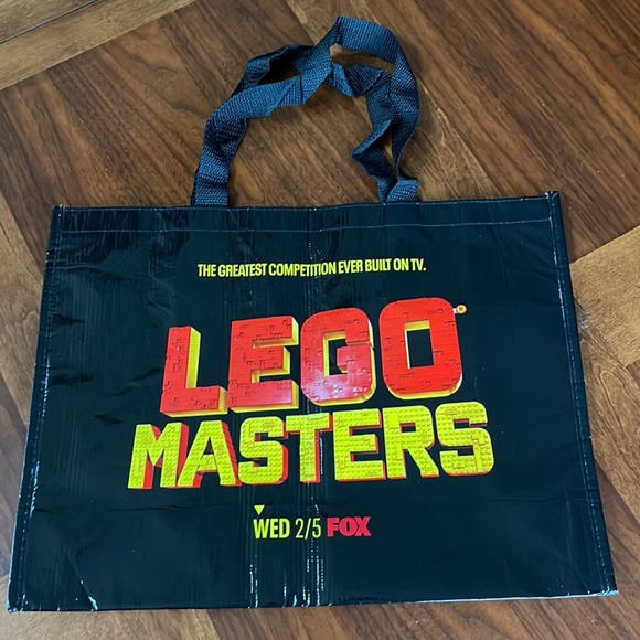NEVER USED LEGO MASTERS - SUSTAINABLY SOURCED - REUSABLE SHOPPING TOTE - Picture 1 of 3
